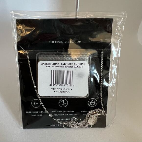 The Giving Keys Mini Collection Necklace Silver - Picture 2 of 3